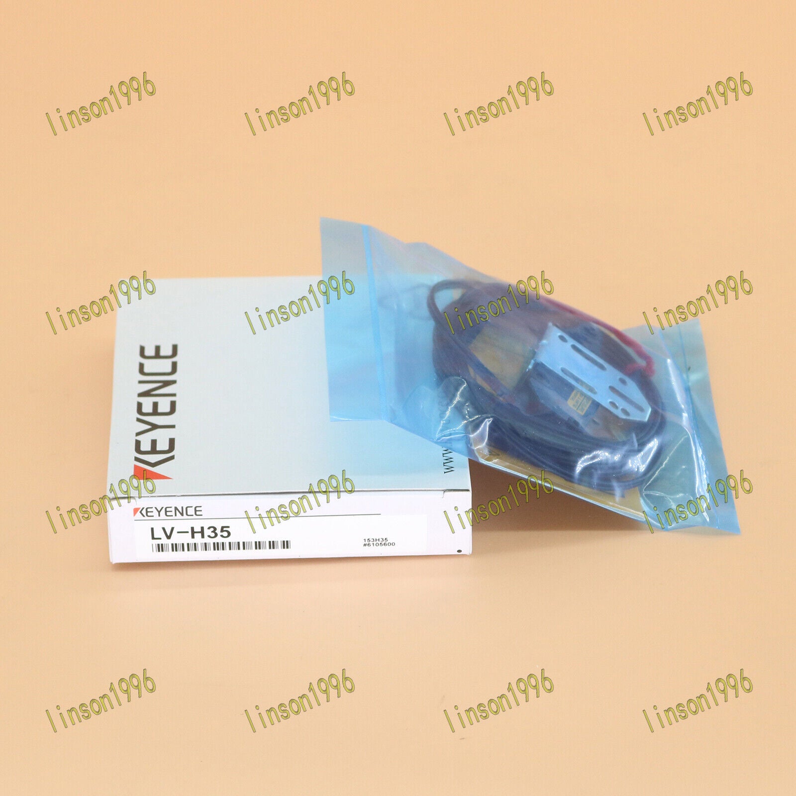 KEYENCE Laser Sensor LV-H35 in Box - 1 Year - KEYENCE