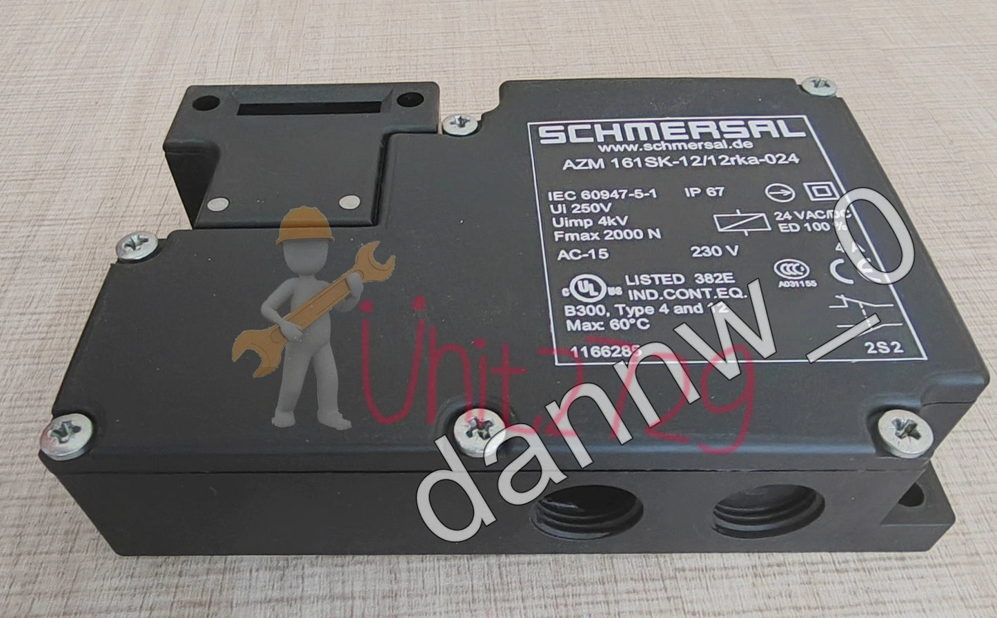 1PC Schmersal AZM 161SK-12/12RKA-024 Safety Interlock Switch #un