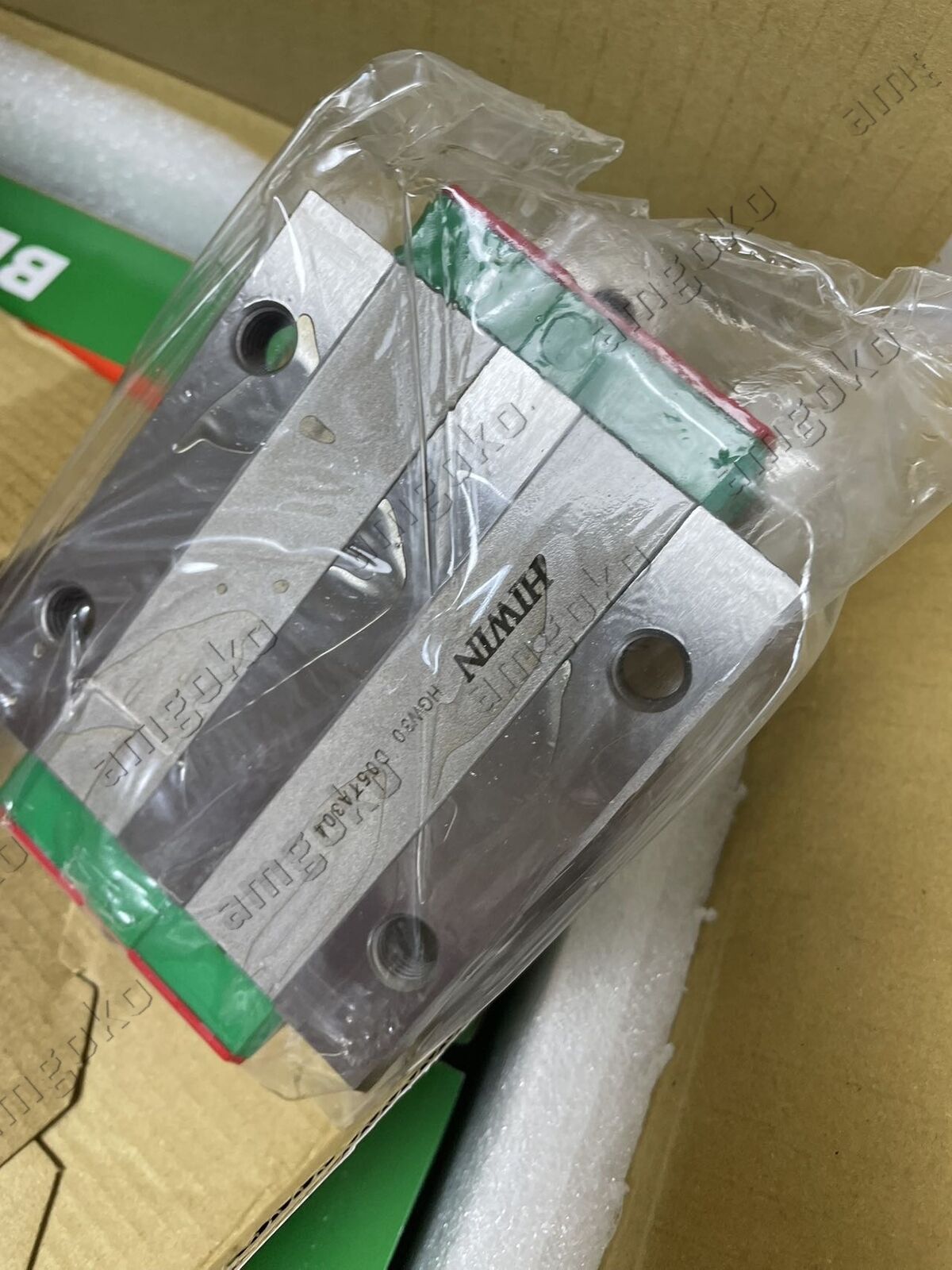 new 1PC HIWIN HGW30HCH - HIWIN