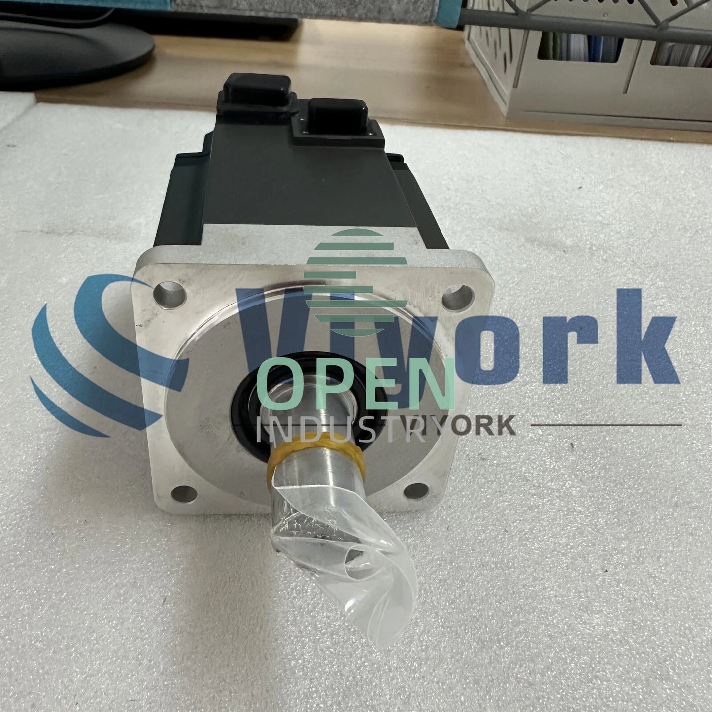 1PCS Mitsubishi HF-KP73J AC SERVO MOTOR 5.2AMP 3AC 106V 750W 3000RPM