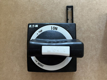 new NZM2-XS-R Right Door Linkage Handle Molded Case Circuit Breaker Operating Handle - KOEED