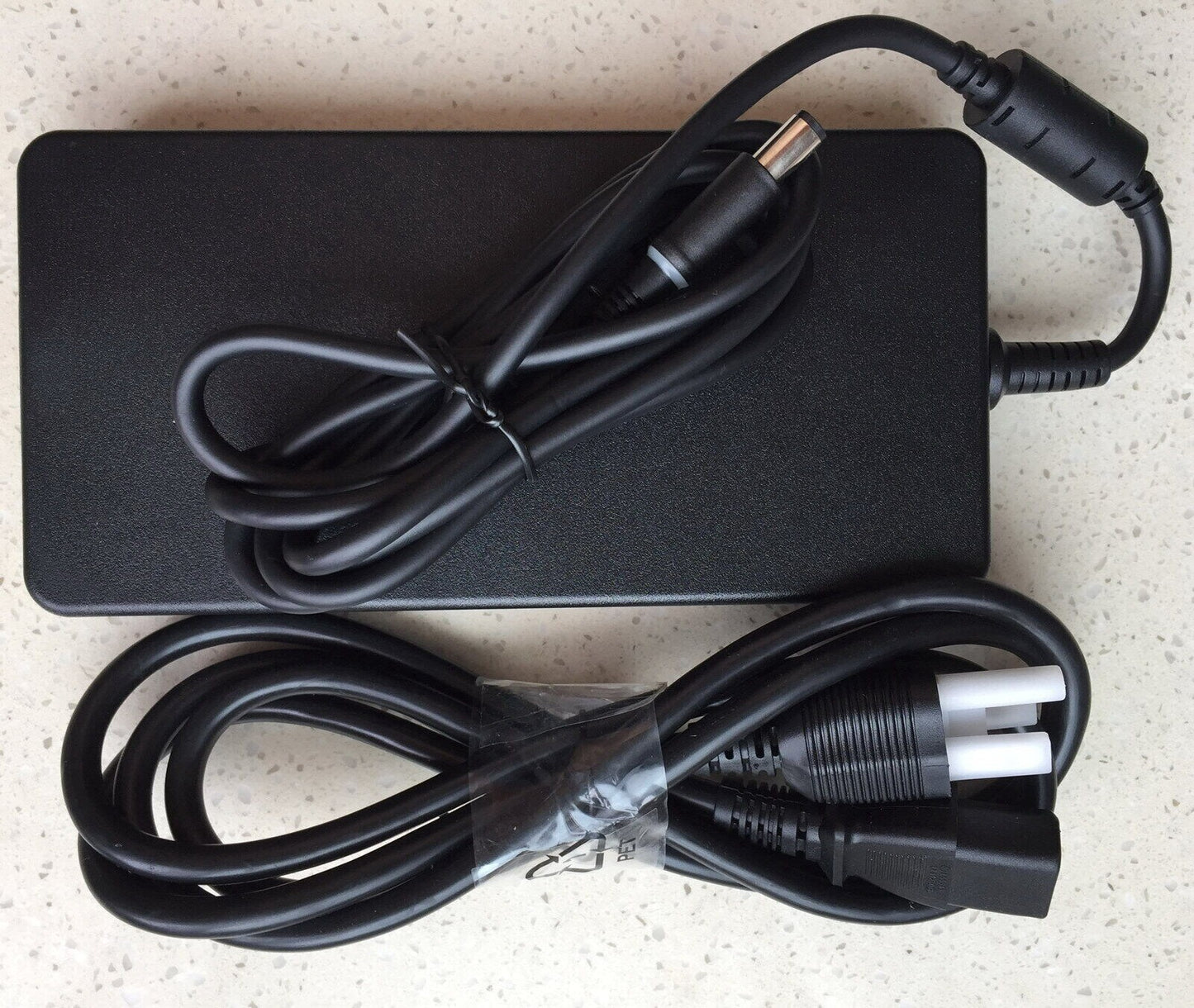 Dell 19.5V 12.31A AC Adapter for Alienware m15 R7 LA240PM190 Laptop
