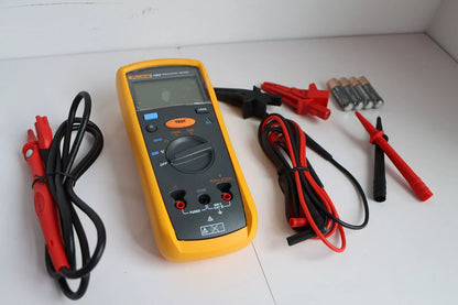 Fluke 1503 Digital Insulation Resistance Tester High Precision Megger Multimeter - FLUKE