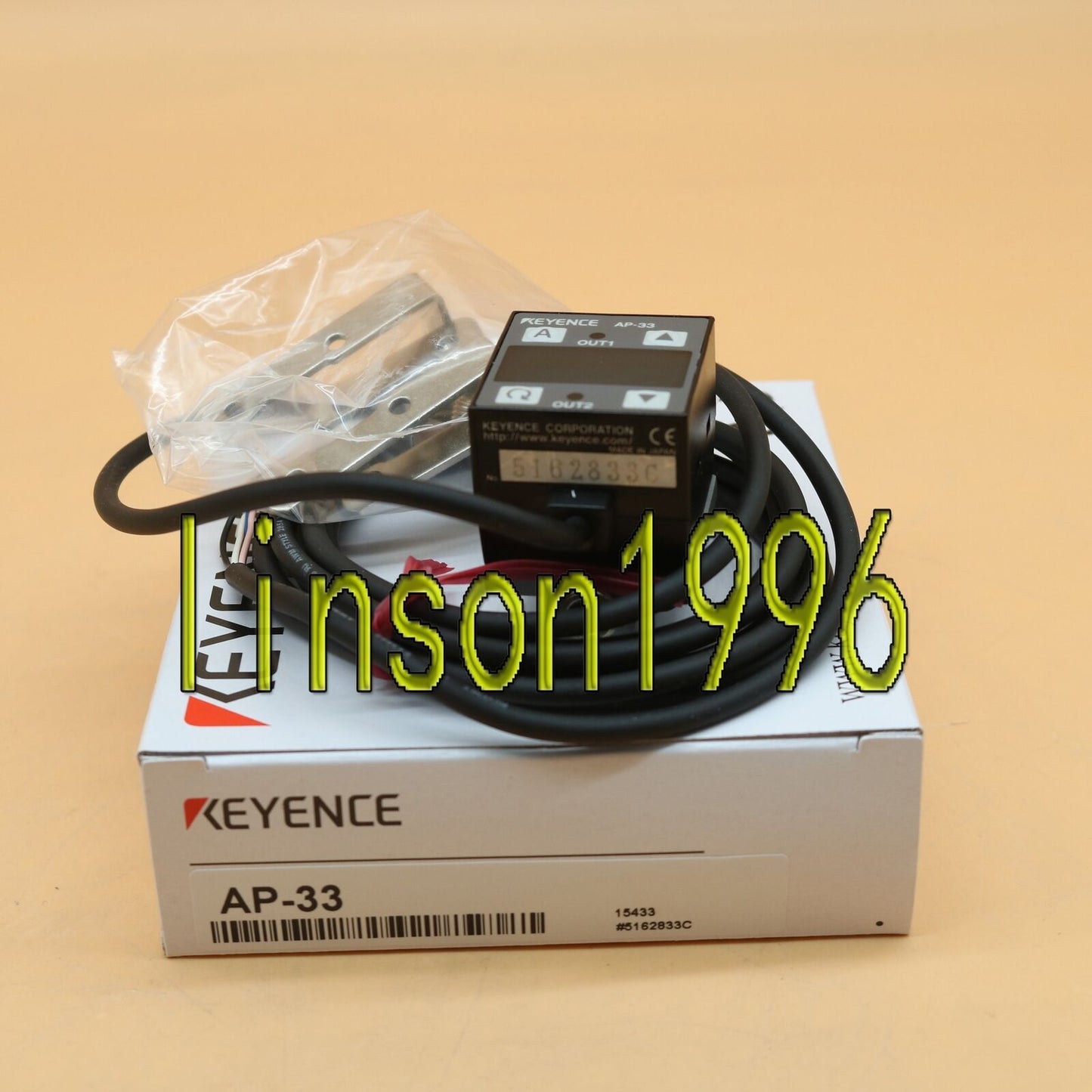 Keyence Digital Pressure Switch Sensor AP-33 - KEYENCE