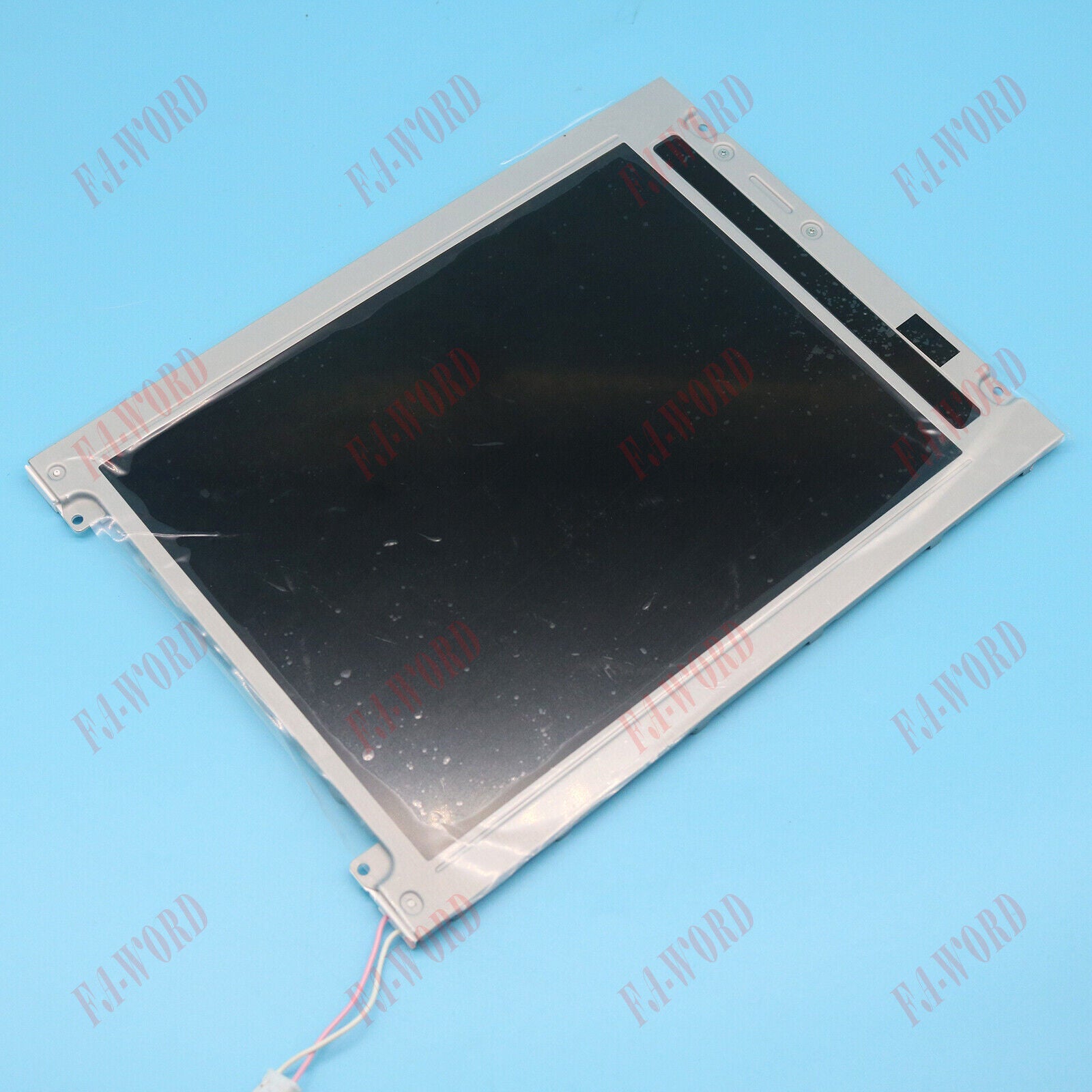 new 1pcs  Sharp 10.4" 640 480 LCD Screen Display Panel LM10V332 SHIP Sharp