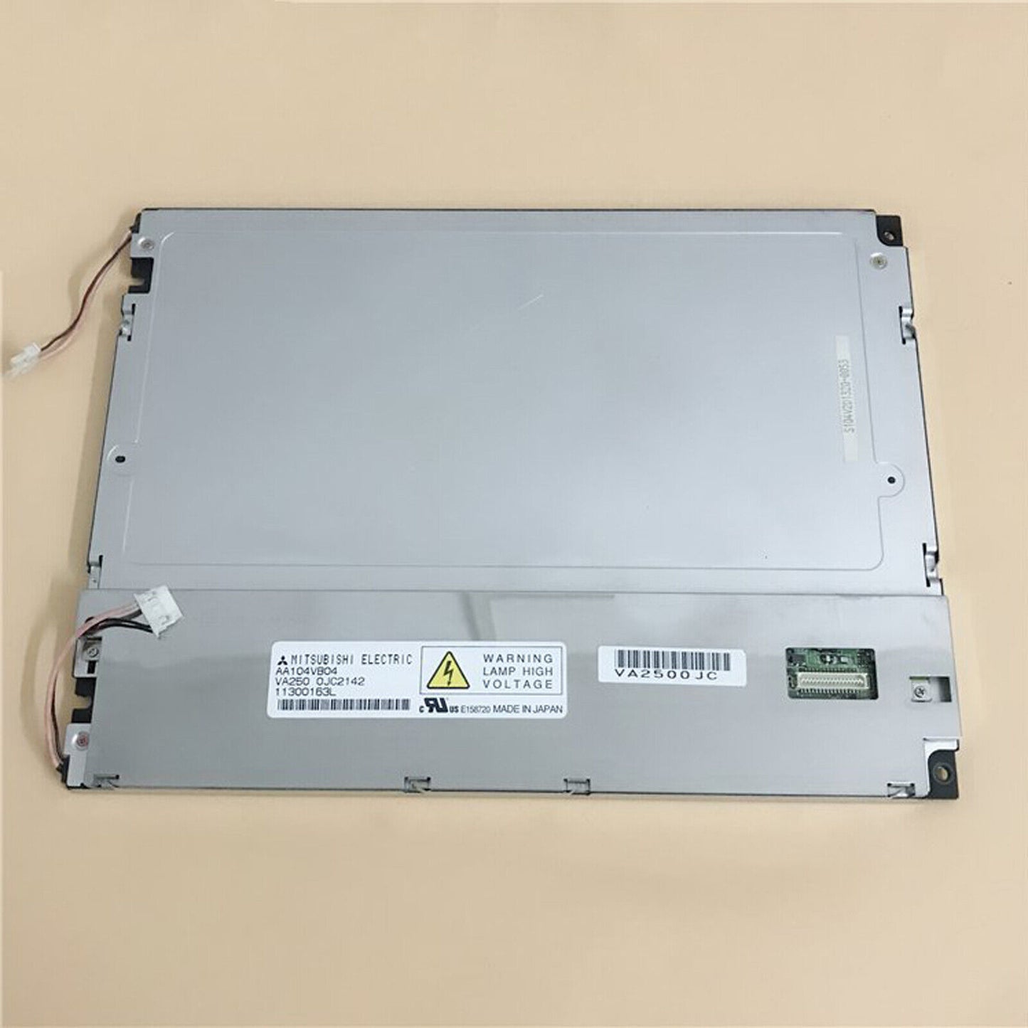 Mitsubishi Display 10.4-inch 640x480 LCD Panel for AA104VB04 - MITSUBISHI