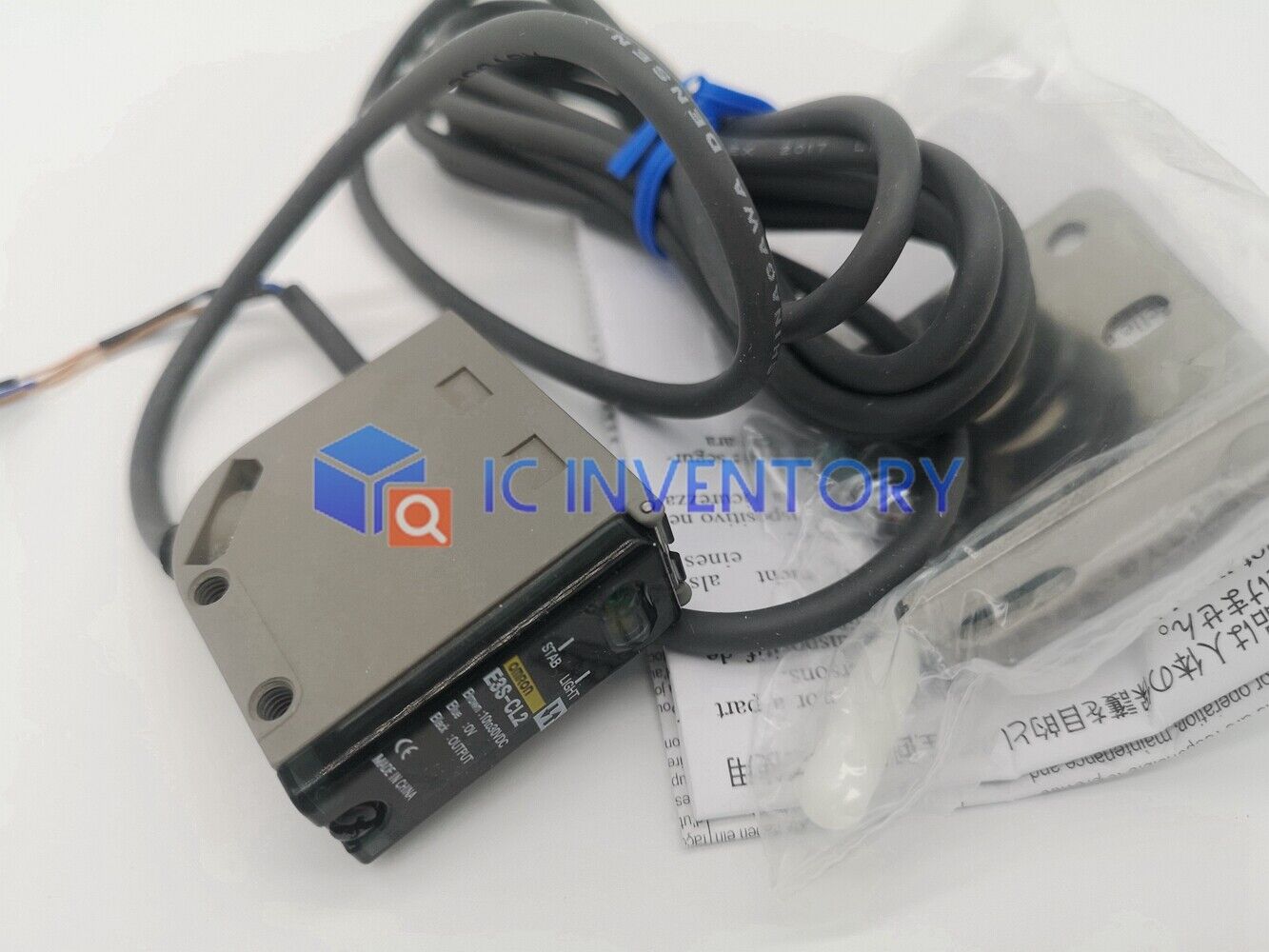 new 1PCS OMRON E3S-CL2 Diffuse Photoelectric Sensor Switch - OMRON