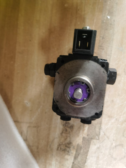 1PCS  Suntec AS47C1538 AS47C 1538-6 Oil Pump Free Ship