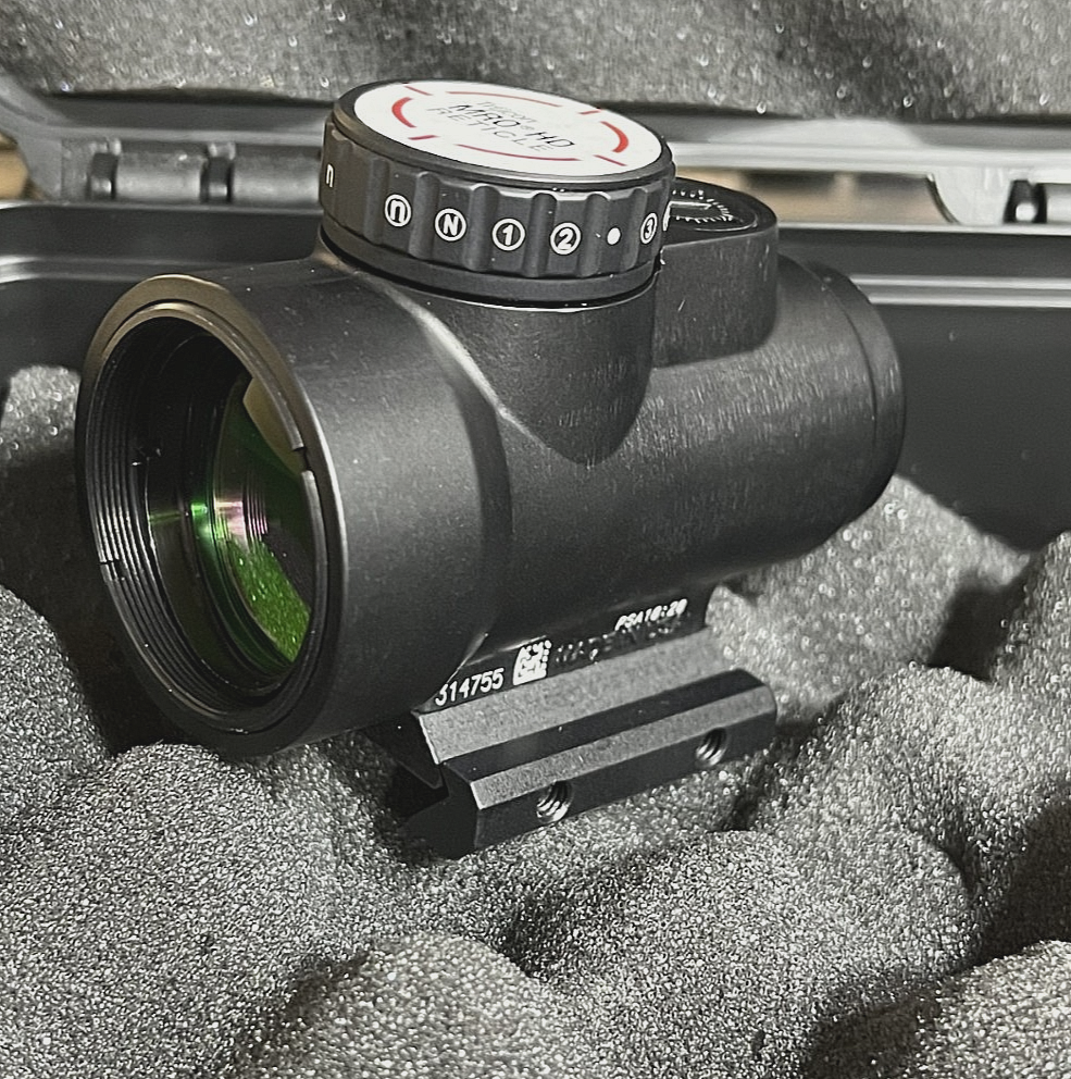 TRIJICON 1x25 MRO HD 68 MOA Reticle w/ 2.0 MOA Dot; Low Mount 2200051 !!
