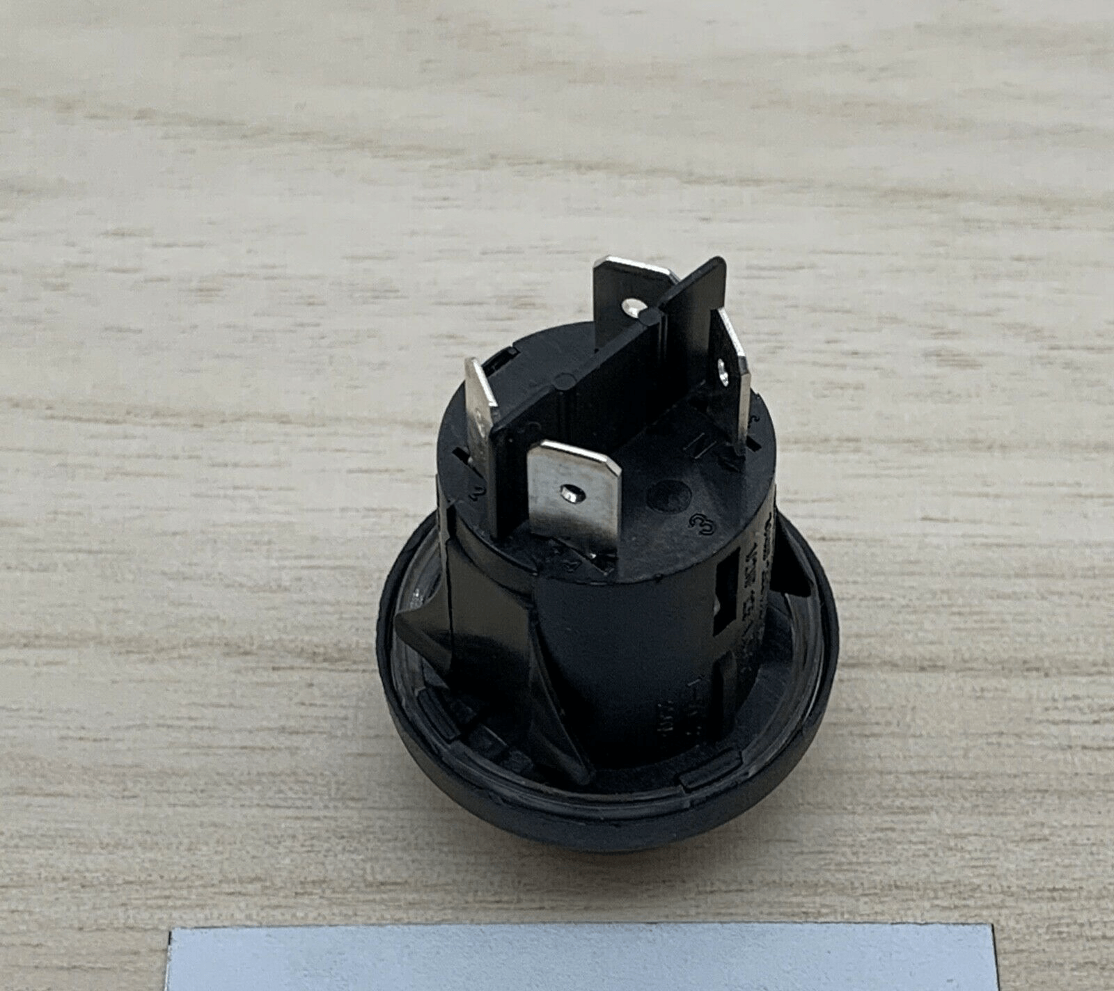 new RLEIL RL5 T125/55 Momentary reset button switch Red Button with Waterproof Cover - RLEIL