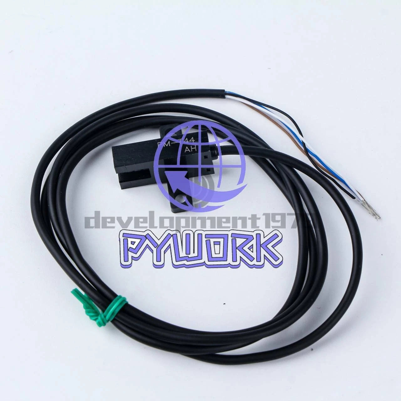 SUNX--PM-T44 Panasonic Photoelectric switch sensor PM-T44 10PCS