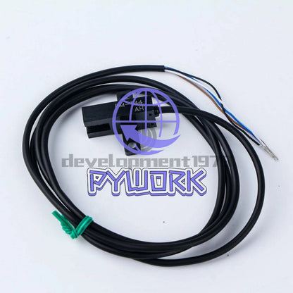 SUNX--PM-T44 Panasonic Photoelectric switch sensor PM-T44 10PCS