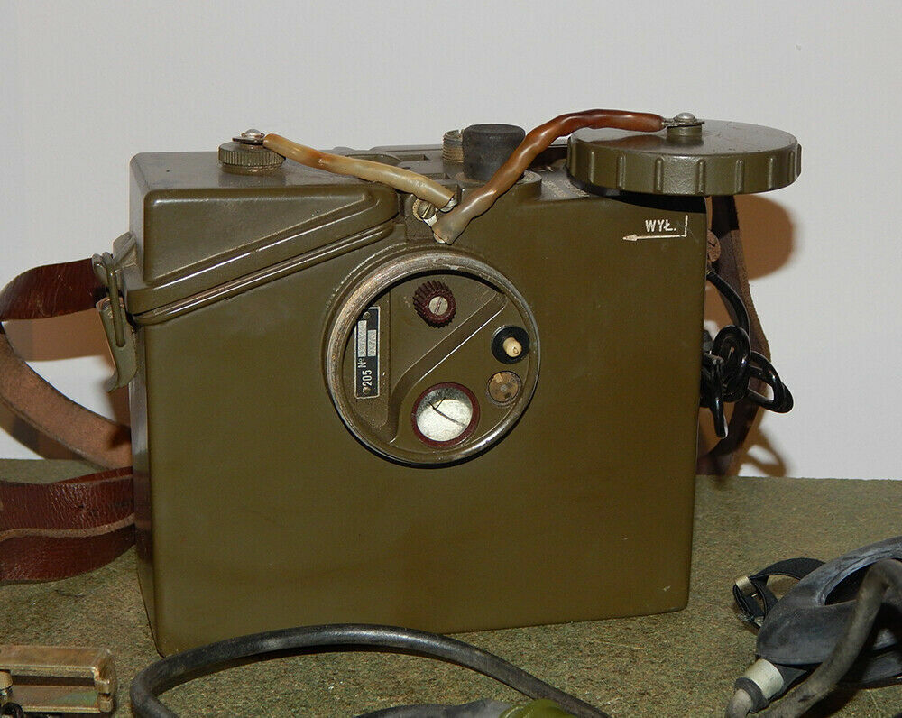 Used Two-Way Radio Soviet Military R-126 - SOVIET MILITARY