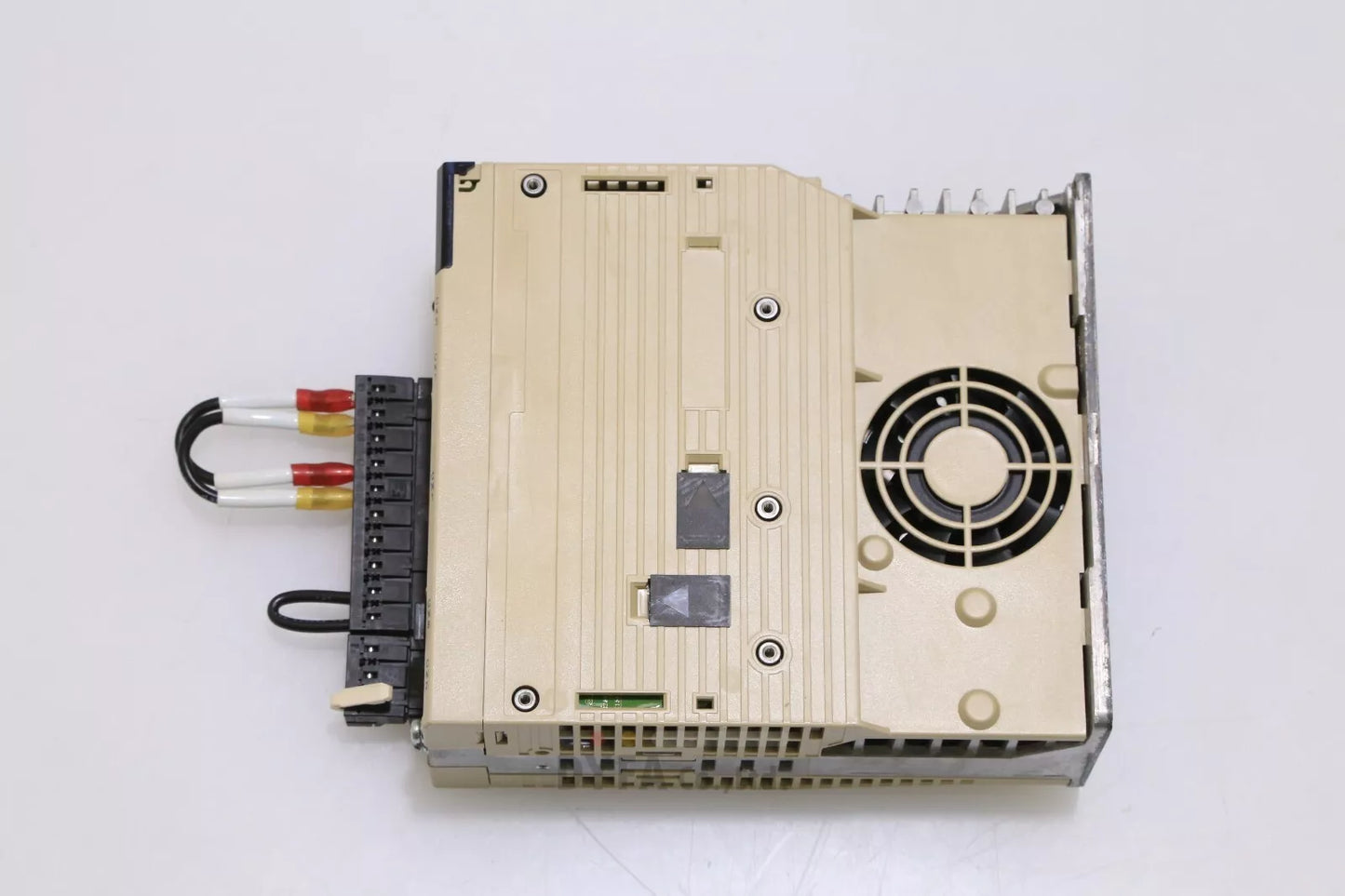 Yaskawa SGDV-5R5A01A002000 AC Servo Drive New - YASKAWA