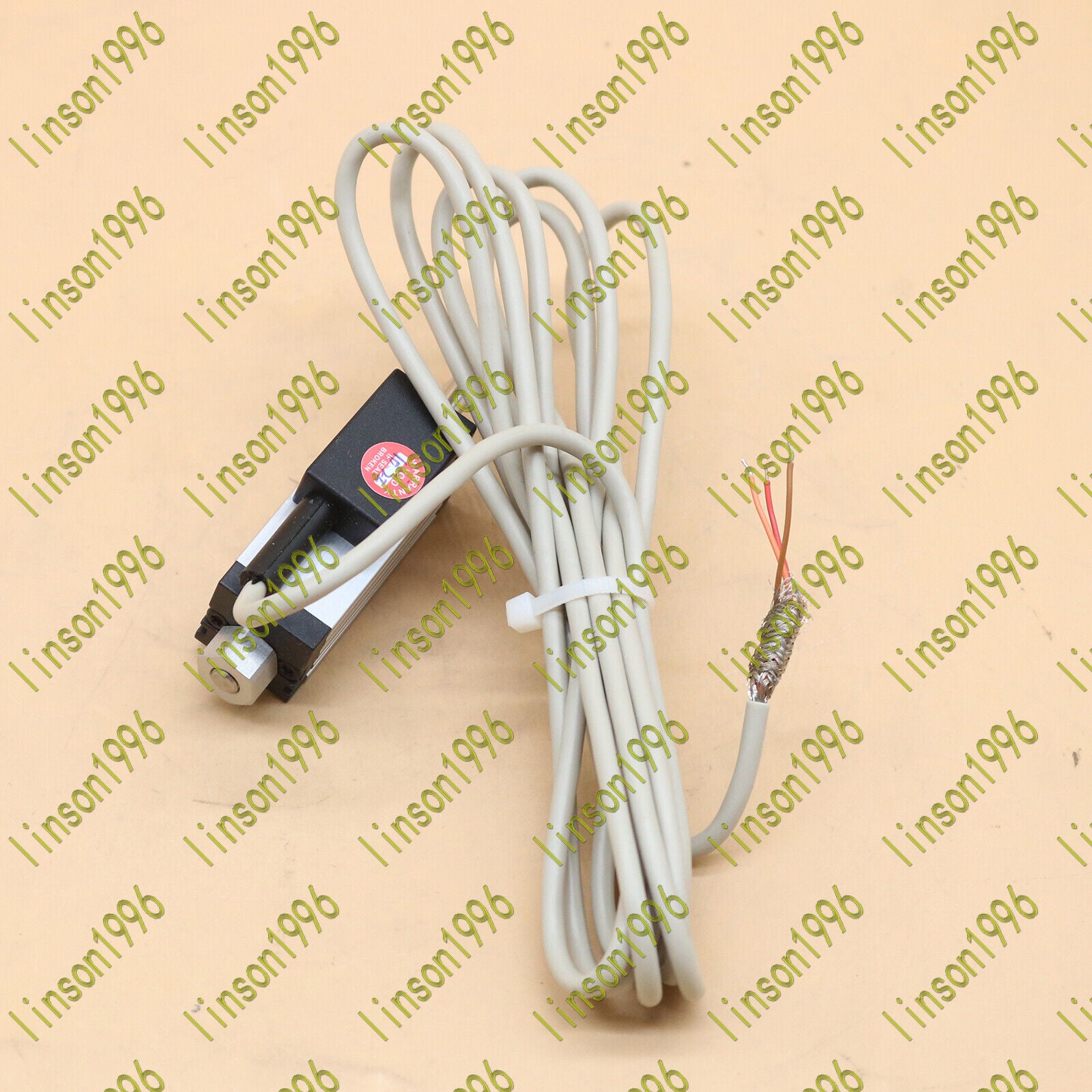 Novotechnik Linear Transducer TR10 for precise industrial measurements - NOVOTECHNIK
