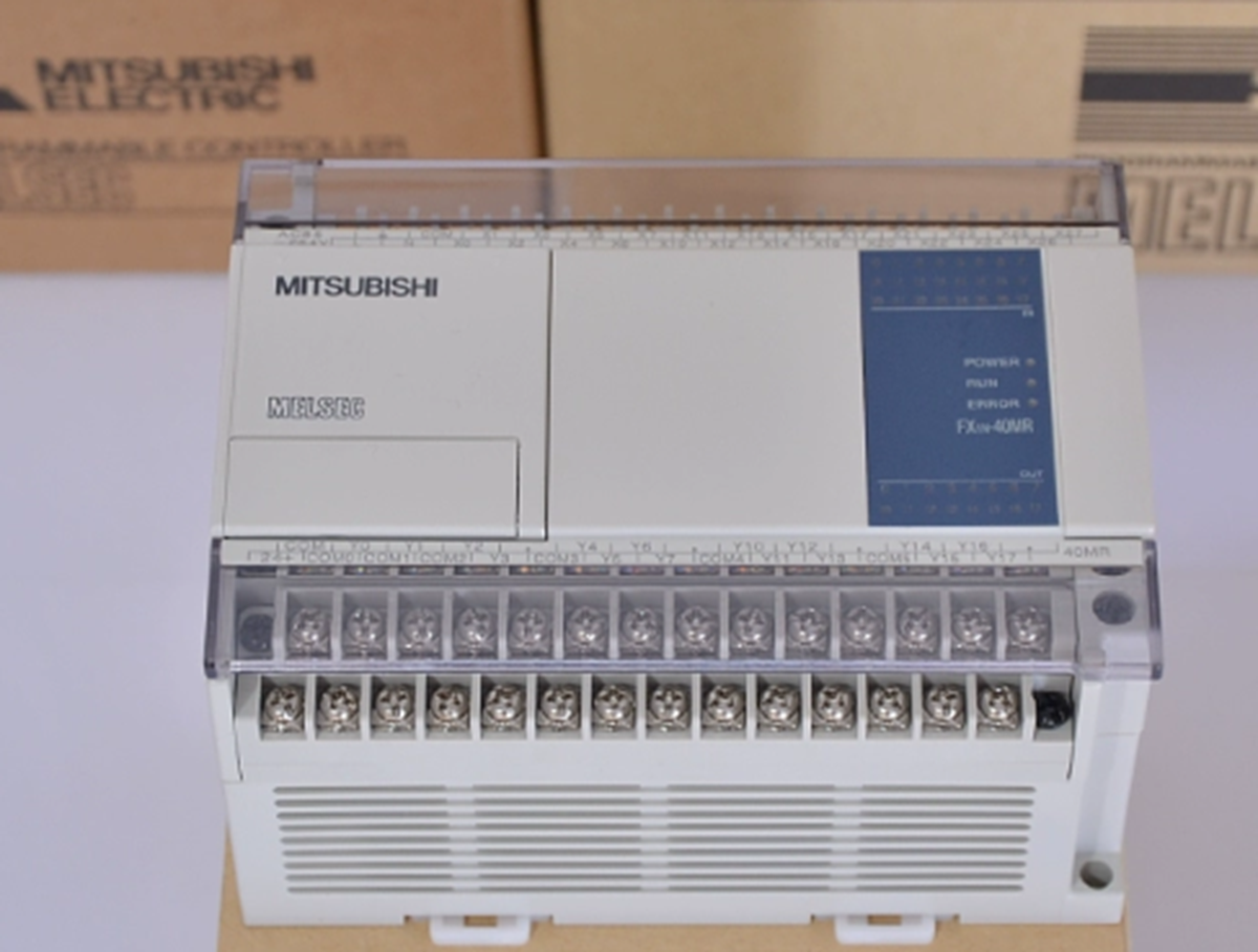 MITSUBISHI FX2C-128MT programmable controller 30VDC industrial control system - MITSUBISHI