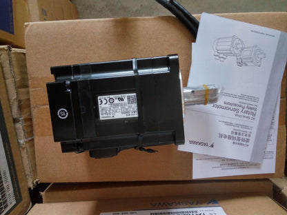 YASKAWA AC SERVO MOTOR SGMJV-08ADE6S SGMJV08ADE6S