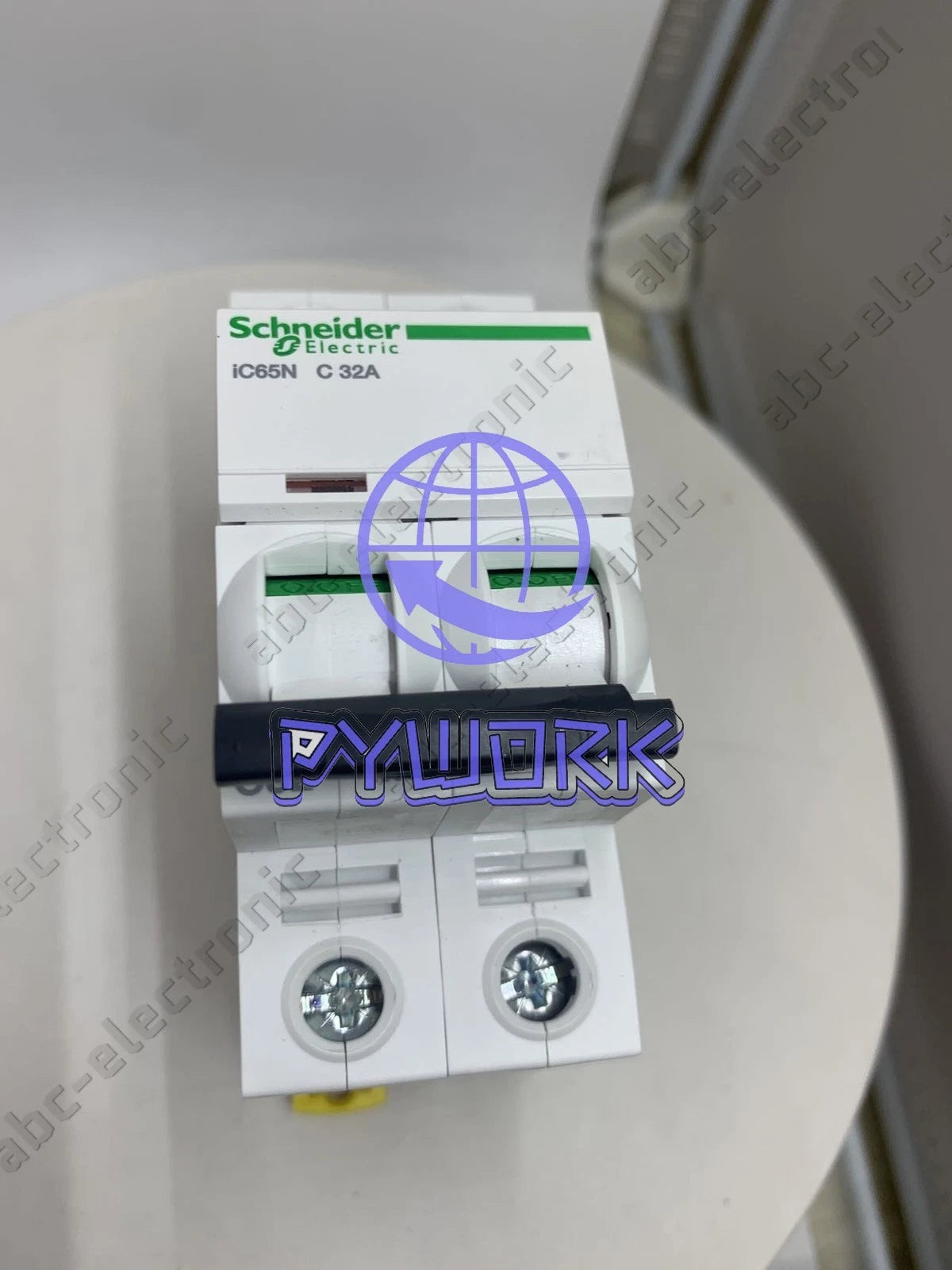 1Pcs IC65N 2P C32A breaker Schneider~