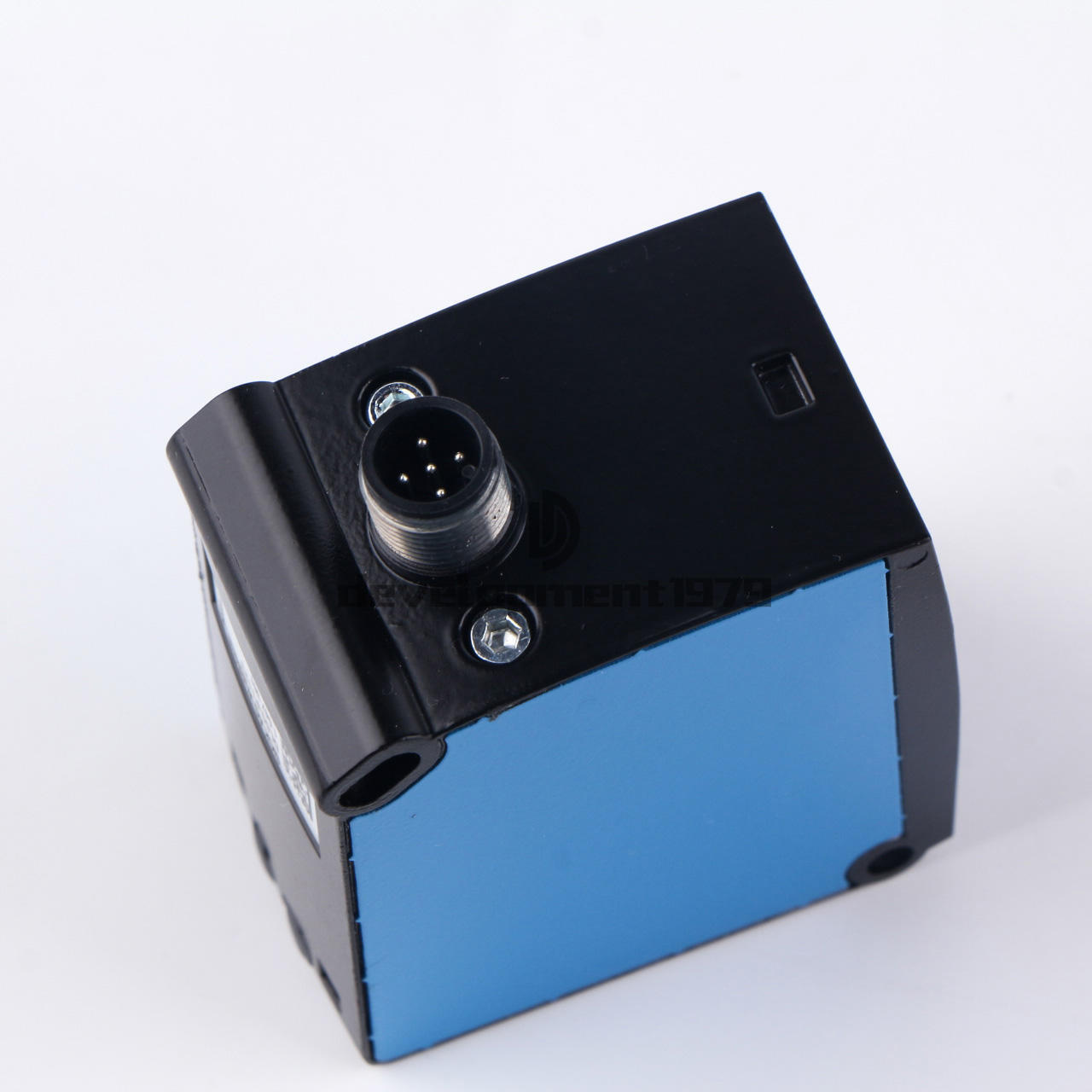 new ONE SICK distance sensor DL50-P1123