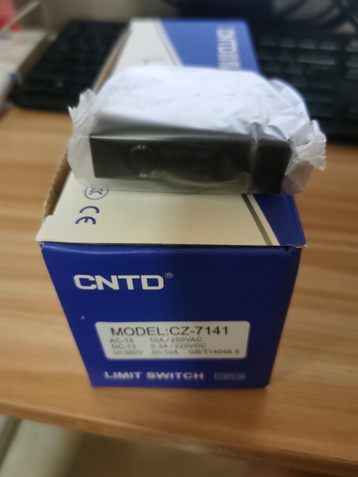 new 5PCS CNTD CZ-7141 CZ7141 LIMIT SWITCHS - INDUSTRIAL AUTOMATION PARTS