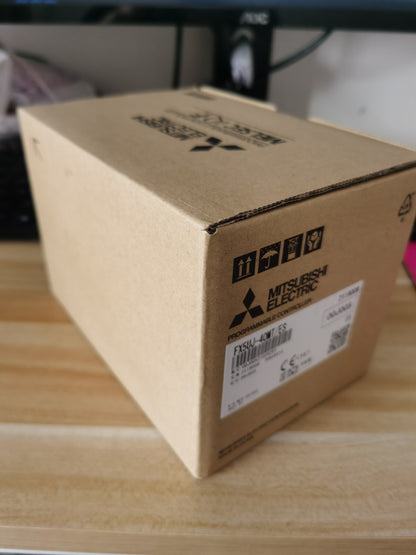1PCS Mitsubishi FX5UJ-40MT/ES FX5UJ40MTES In Box