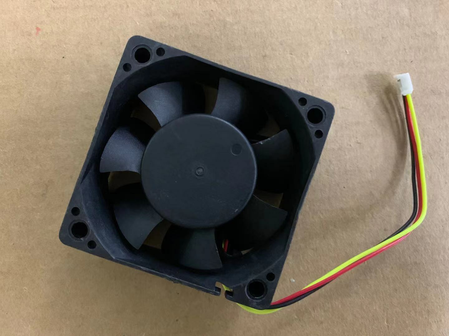 new EVERFLOW F126025SL 12V 0.12AMP 6025 PWM 6CM Main Box CPU Cooling Fan 3-wire