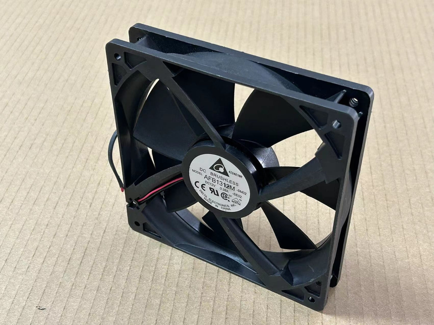 new for Delta 13525 AFB1312M 13.5cm 135mm DC 12V 0.38A 2Wie Case axial Cooling Fan