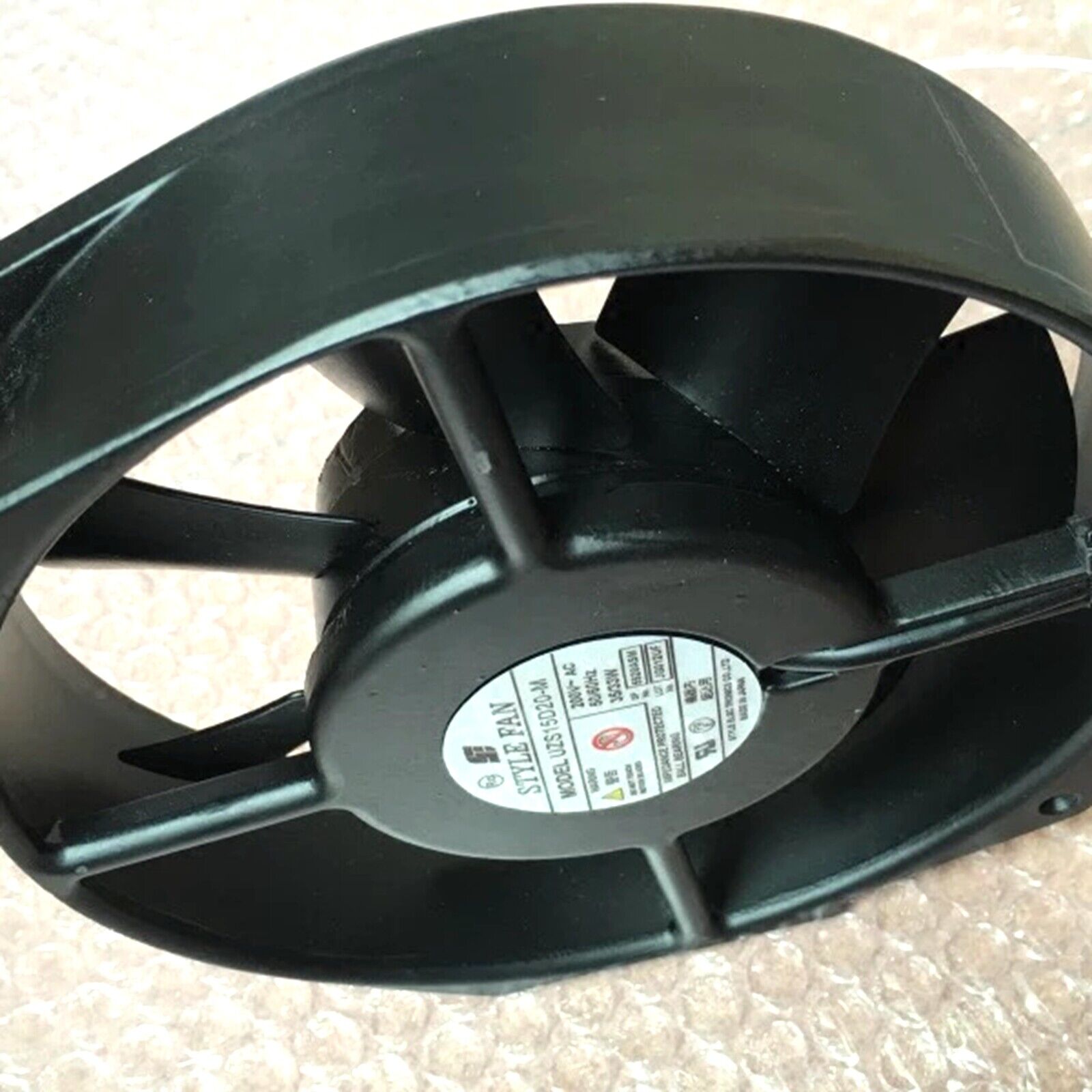 High-Temperature Cooling Fan: UZS15D20-M (200V, 35/33W) - COOLINGFAN
