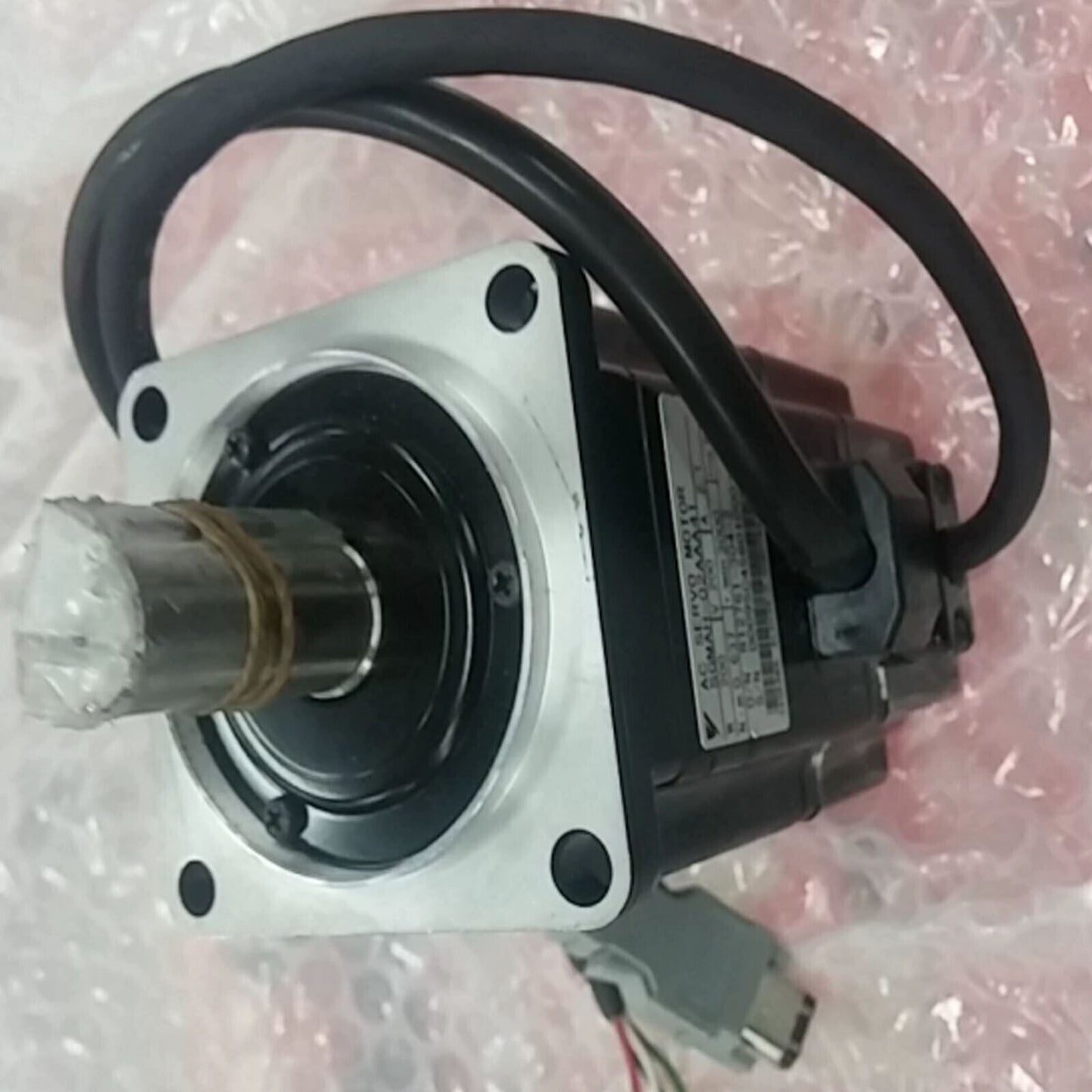 YASKAWA Servo Motor SGMAH-04AAA61 - YASKAWA