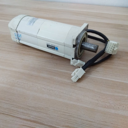 Used PANASONIC SERVO MOTOR MSM042A1B Within 24 Hours - PANASONIC