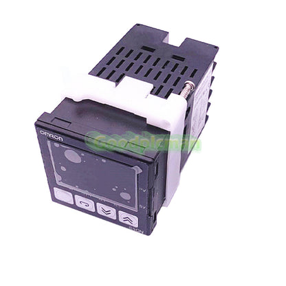 OMRON E5CN-R2MT-500 Temperature Controller 100-240V AC 1Pcs/