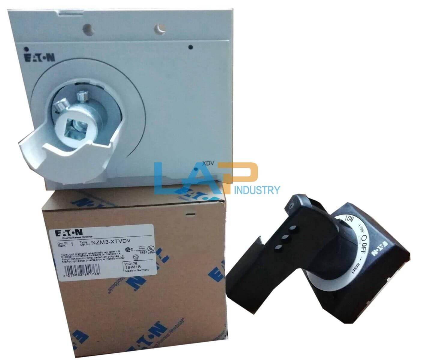 new 1PC  FOR MOELLER NZM3XTVDV Circuit Breaker NZM3-XTVDV