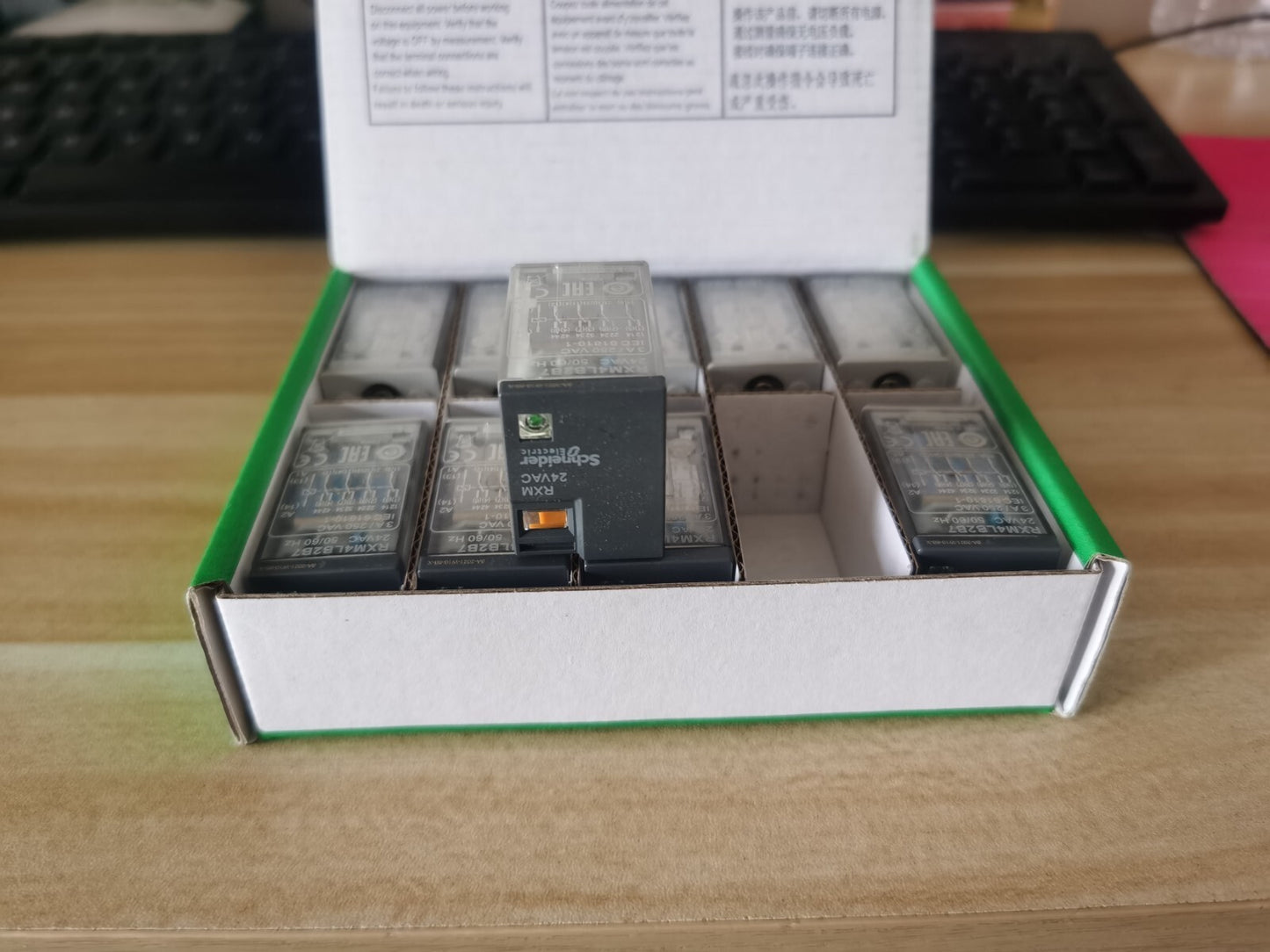 10PCS/1Box Schneider RXM4LB2B7 Miniature Relays 24VAC In Box
