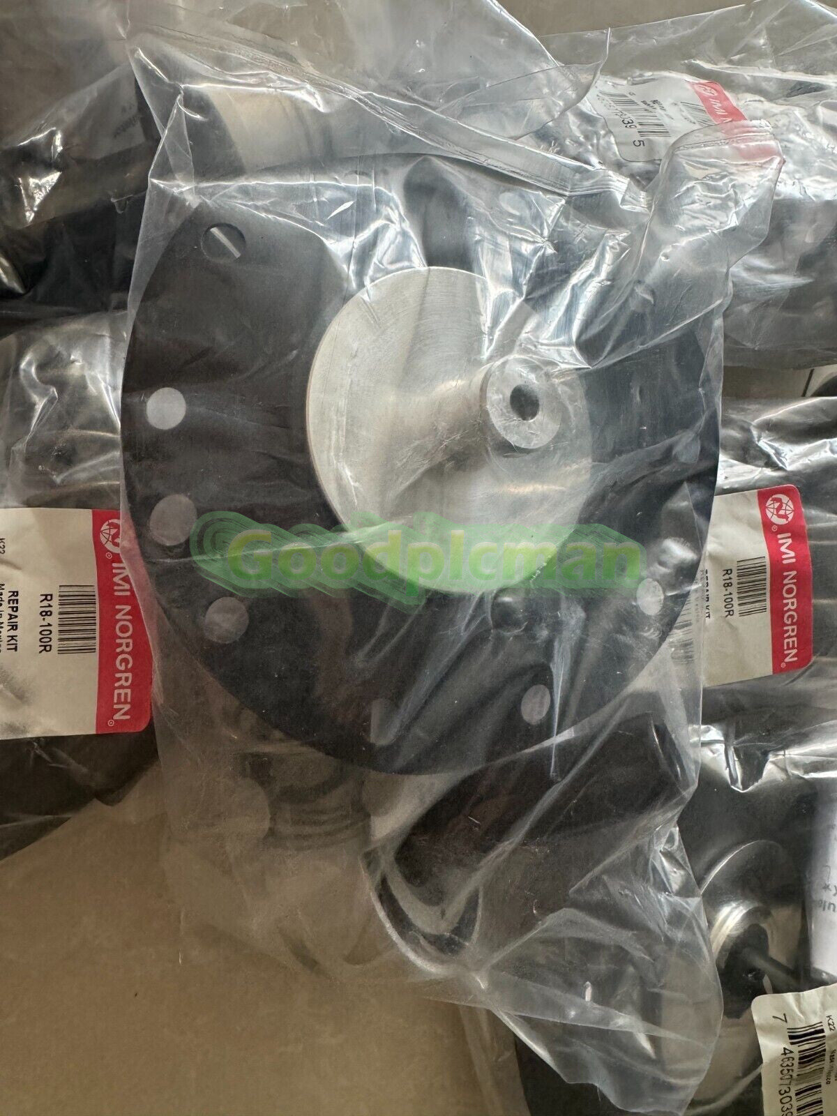 1pcs NORGREN R18-100R pressure regulating valve repair kit