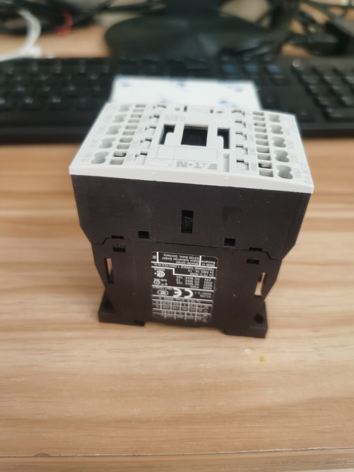 new 1PCS Eaton Moeller DILAC-31 XTREC10B31TD DC Contactor 24VDC - EATON MOELLER