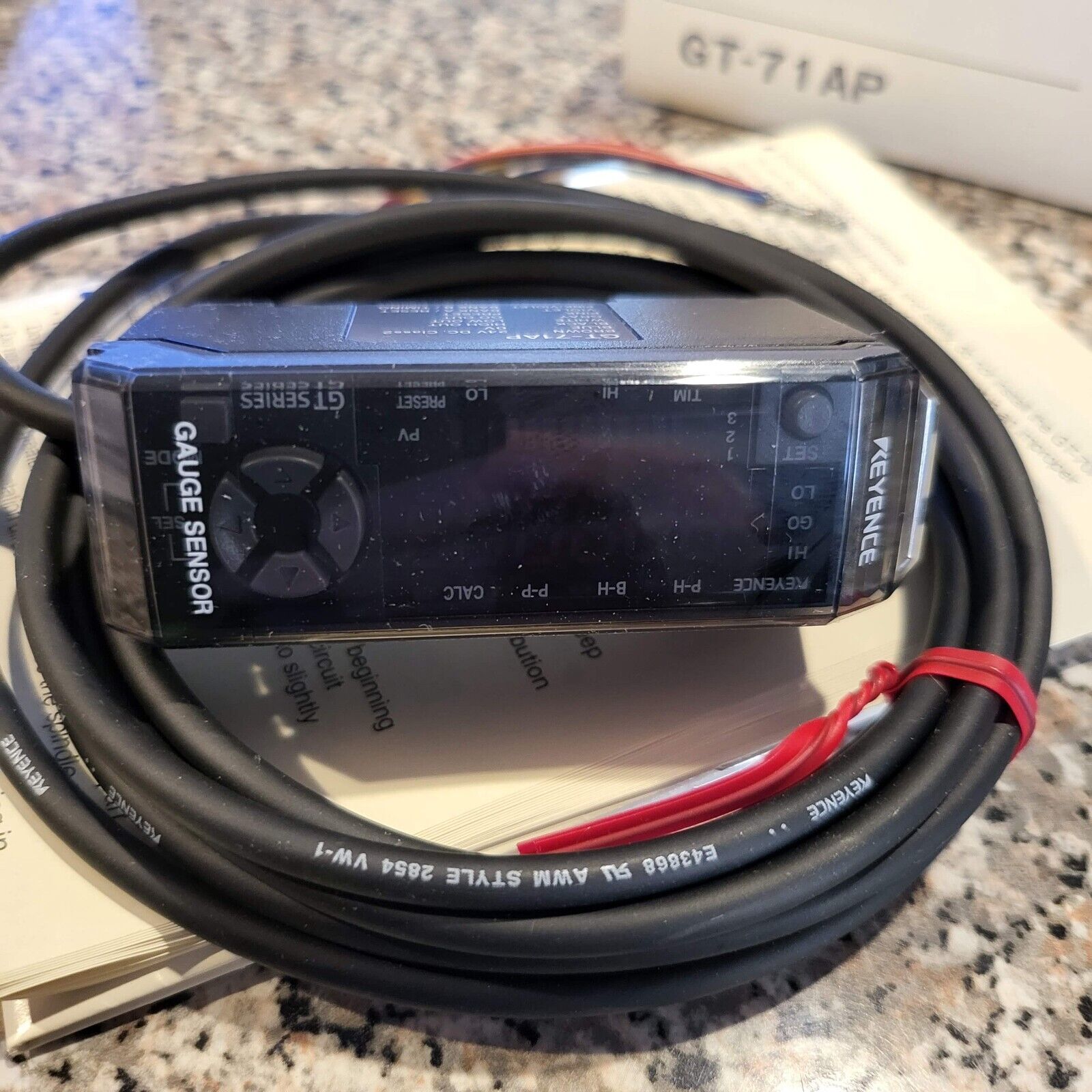 KEYENCE GT-71AP Amplifier DIN Rail Mount - KEYENCE