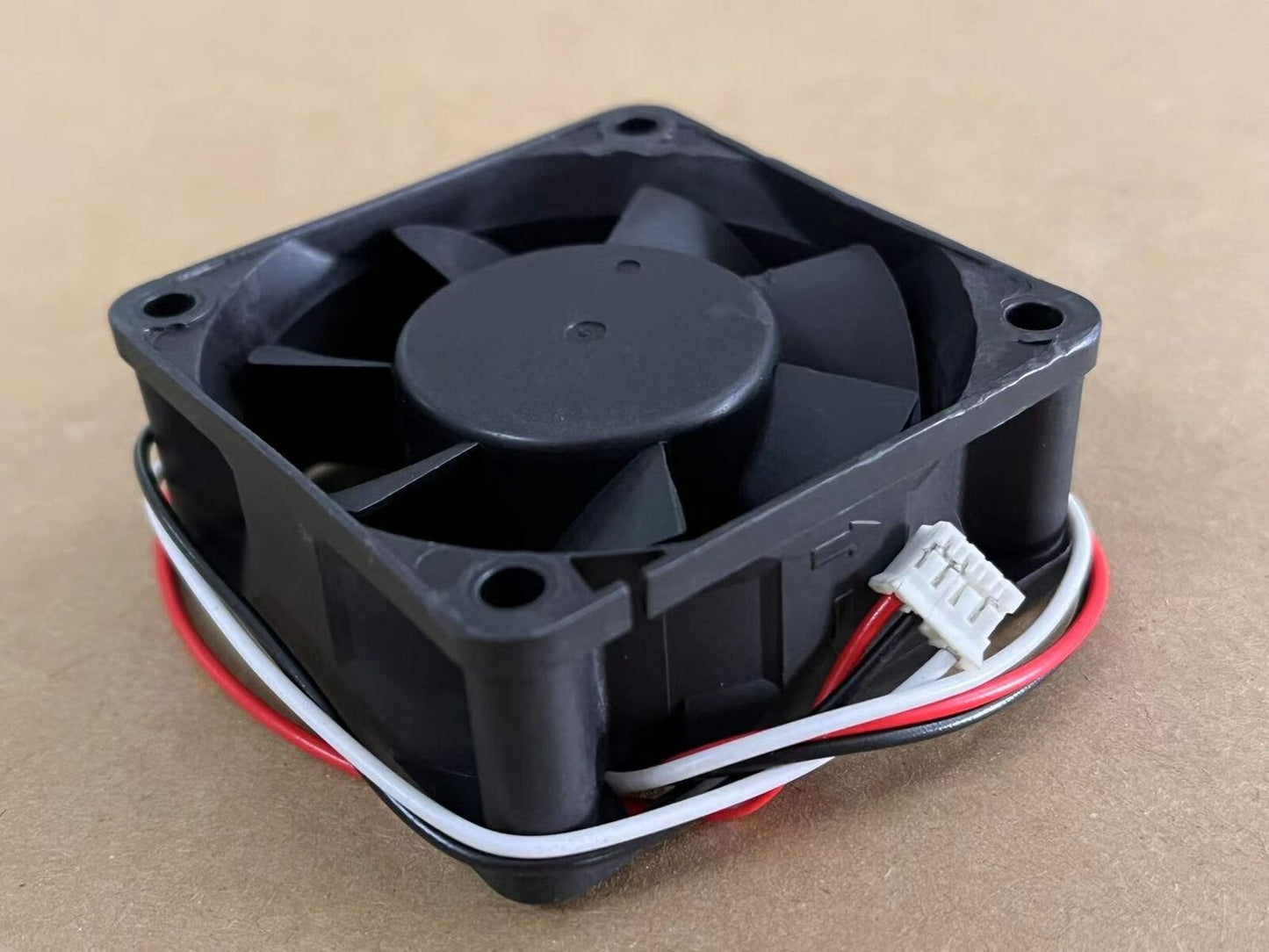 new Y.S.TECH 6025 NYW06025012BS DC12V 0.42A 6CM cooling fan