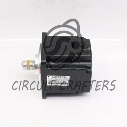 1PCS Yaskawa SGMPS-04ADK-HA12 Servo Motor SGMPS04ADKHA12