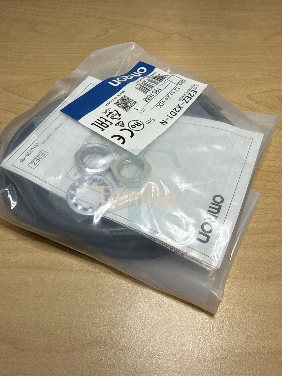 ! Omron E2EZ-X2D1-N 5m Proximity Sensor