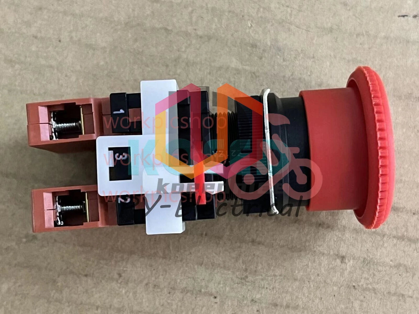 1PCS A22E-M-02 A22EM02 Basic Switch