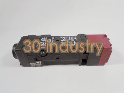OMRON Electromagnetic Locking Safety Door Switch D4SL-N4NFA-DN - OMRON