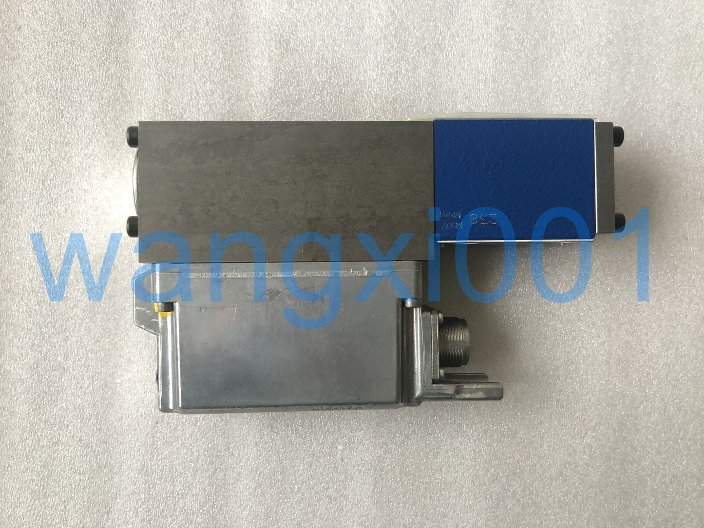 new Rexroth 0811404613 4WRPEH 6 C4 B40L-20/G24K0/A1M Proportional valve - REXROTH