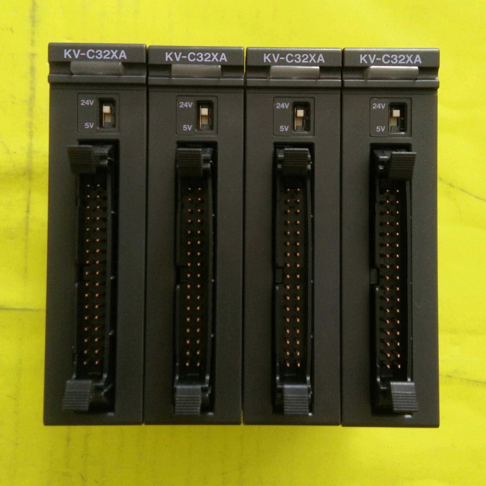 KEYENCE KV-C32XA programmable module – used - KEYENCE