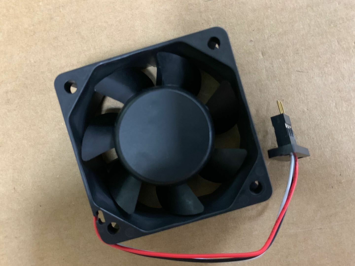 new For Sanyo 9WF0624H4D04 60*60*25mm 24V 0.15A Cooling Fan Fanuc 3pin Plug