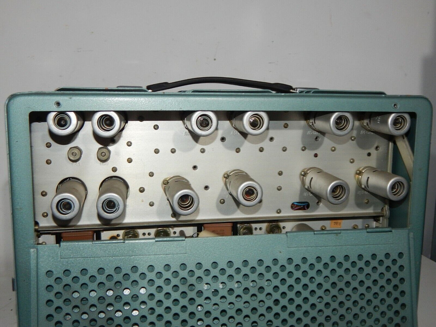 Used Gauge Generator G5-15 Pulse Generator: 40 Hz - 10000 Hz - GAUGE