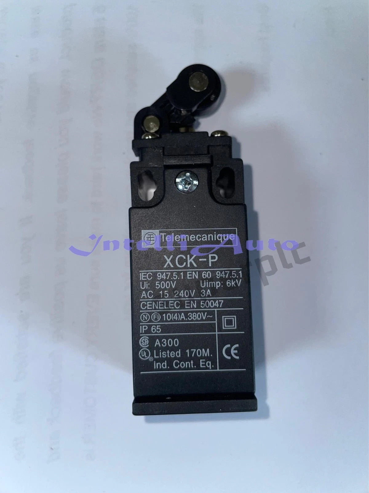 Telemecanique-XCKP121 1PCS Limit Switch XCK-P XCK-P121 FAST SHIPPING