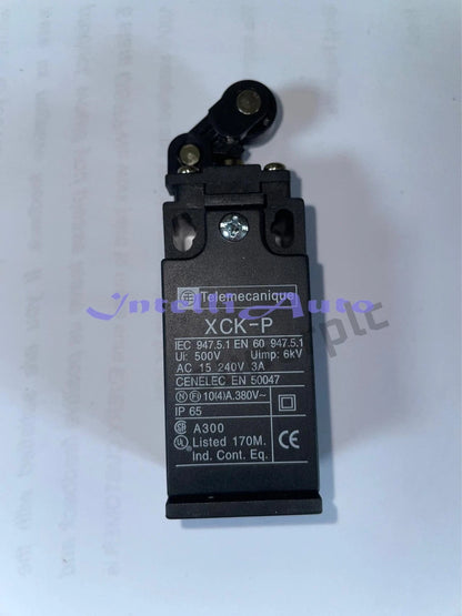 Telemecanique-XCKP121 1PCS Limit Switch XCK-P XCK-P121 FAST SHIPPING