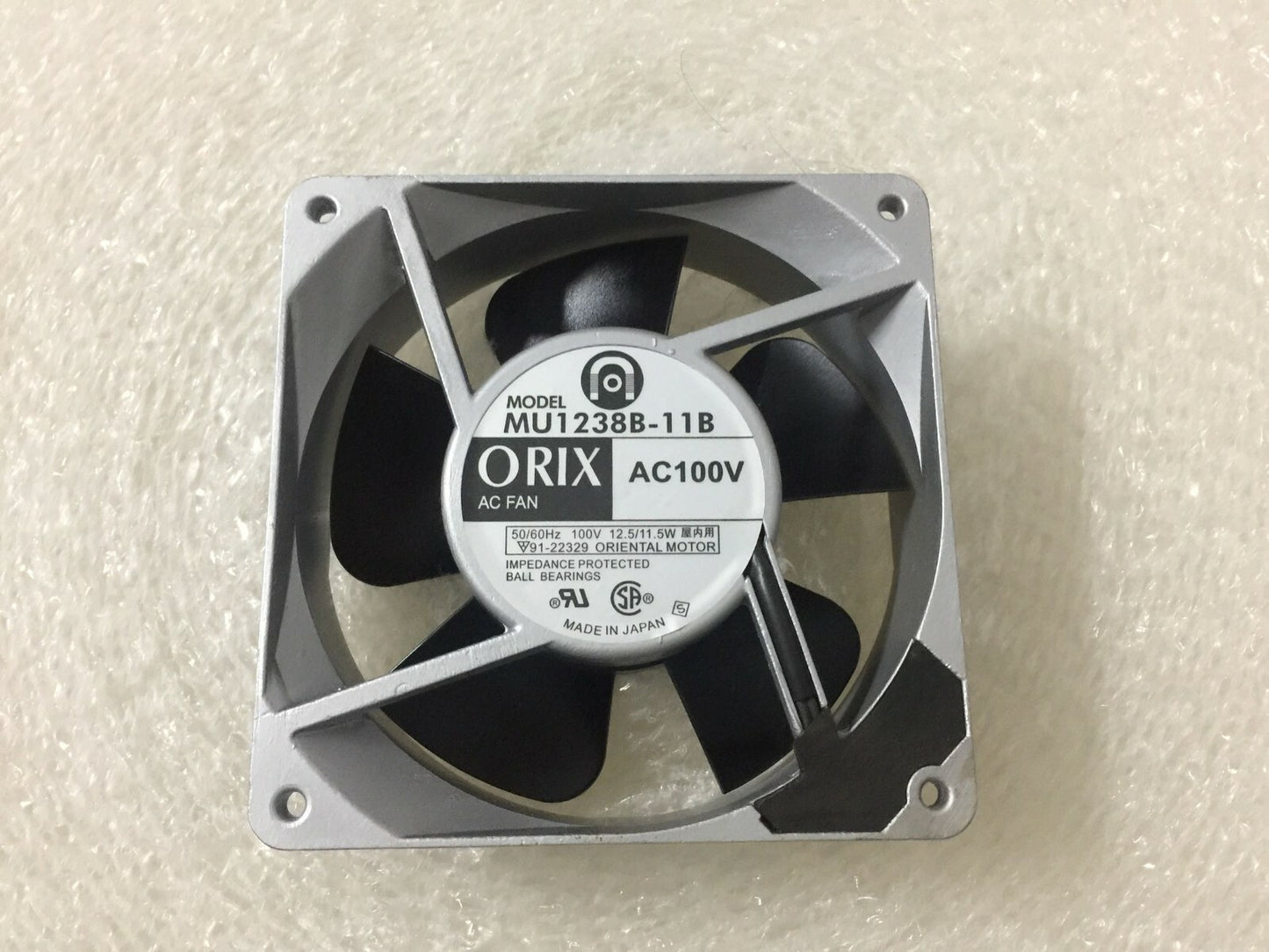 1pcs  ORIX MU1238L-11B 120 * 120 * 38MM 115V 12CM cooling fan