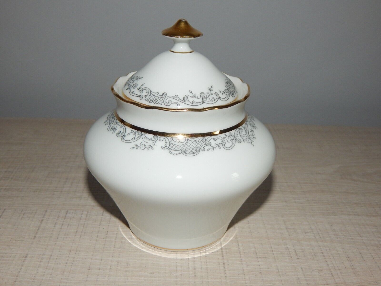used Porcelain Coffee Pot Sugar Bowl - HUTSCHENREUTHER