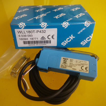 ONE SICK WLL180T-P432 Fiber Optic Sensor IN BOX - ONE SICK